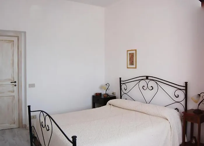 Andrea E Valentina Bed & Breakfast S'archittu Cuglieri