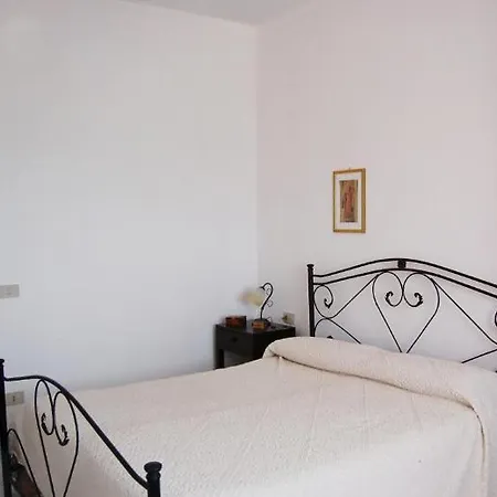 Andrea E Valentina Bed & Breakfast S'archittu Cuglieri